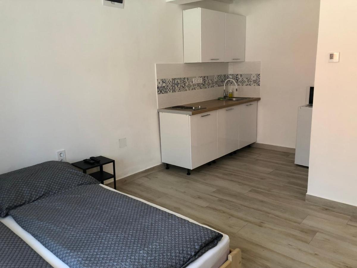 Eden Apartman Hajdúszoboszló Eksteriør billede
